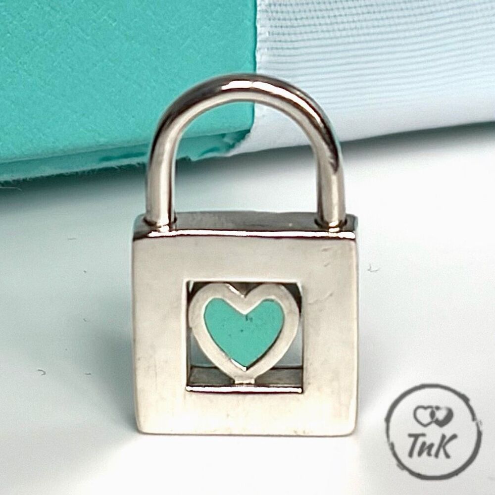 Tiffany & Co sterling silver padlock charm with blue enamel heart - Picture 10 of 15